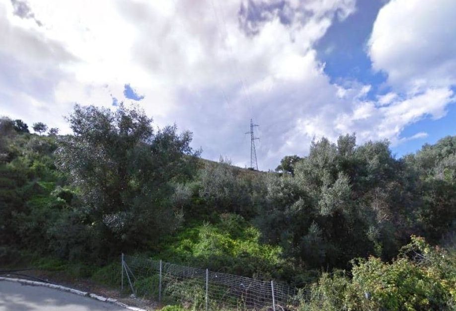 участок земли в продаже в El Rosario-Ricmar (Marbella)