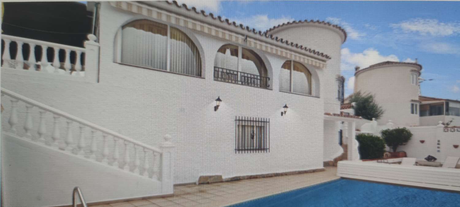 Villa till salu i Montealto (Benalmádena)