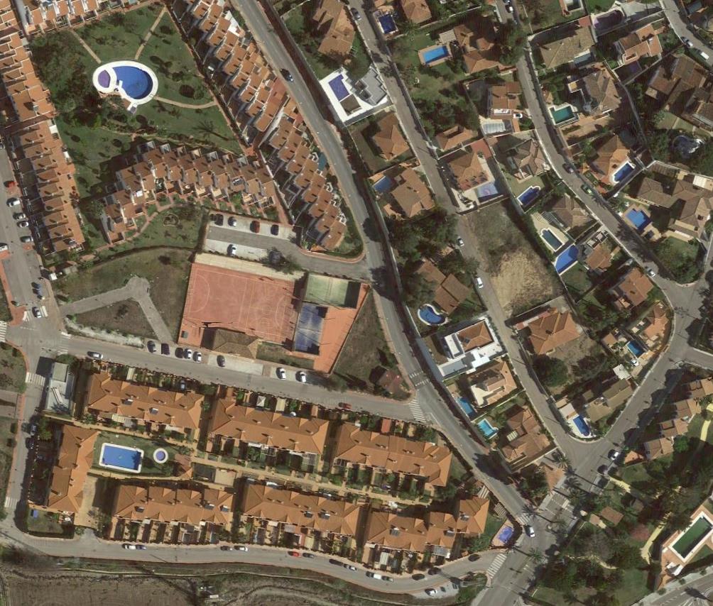участок земли в продаже в Caleta de Vélez