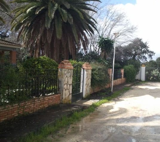 Villa for sale in Marchena