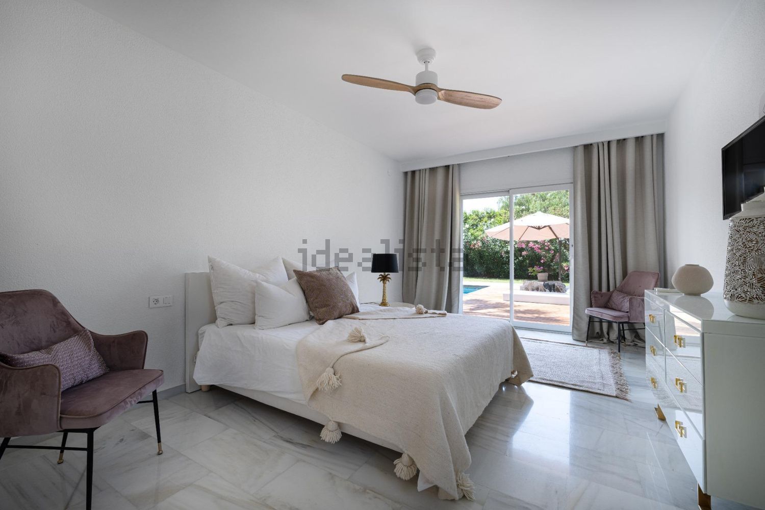 Villa en vente à Elviria-Cabopino (Marbella)