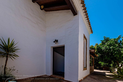 Vila en venda in Estepona