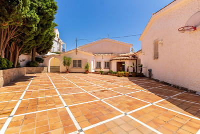 Vila v prodeji in Montemar (Torremolinos)