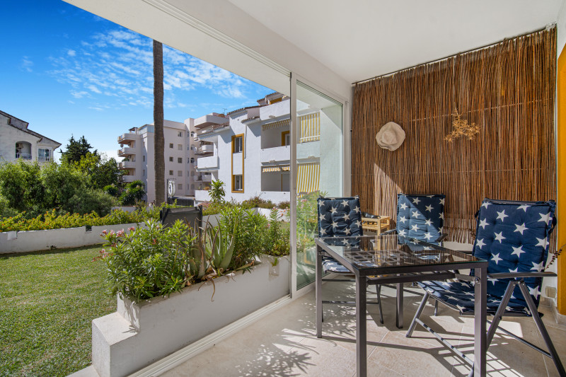 公寓 出售 在 Nueva Andalucía (Marbella)