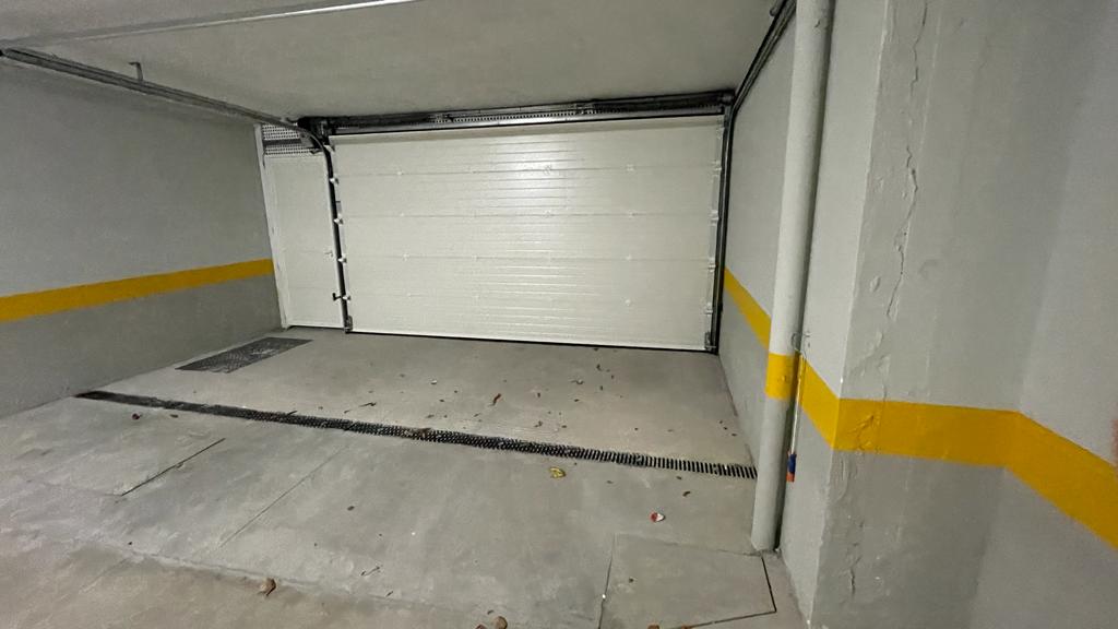 Garage salgai in Manantiales - Estación de Autobuses (Torremolinos)
