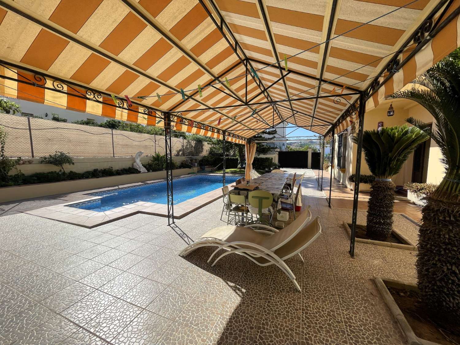 Villa for sale in Alhaurín de la Torre