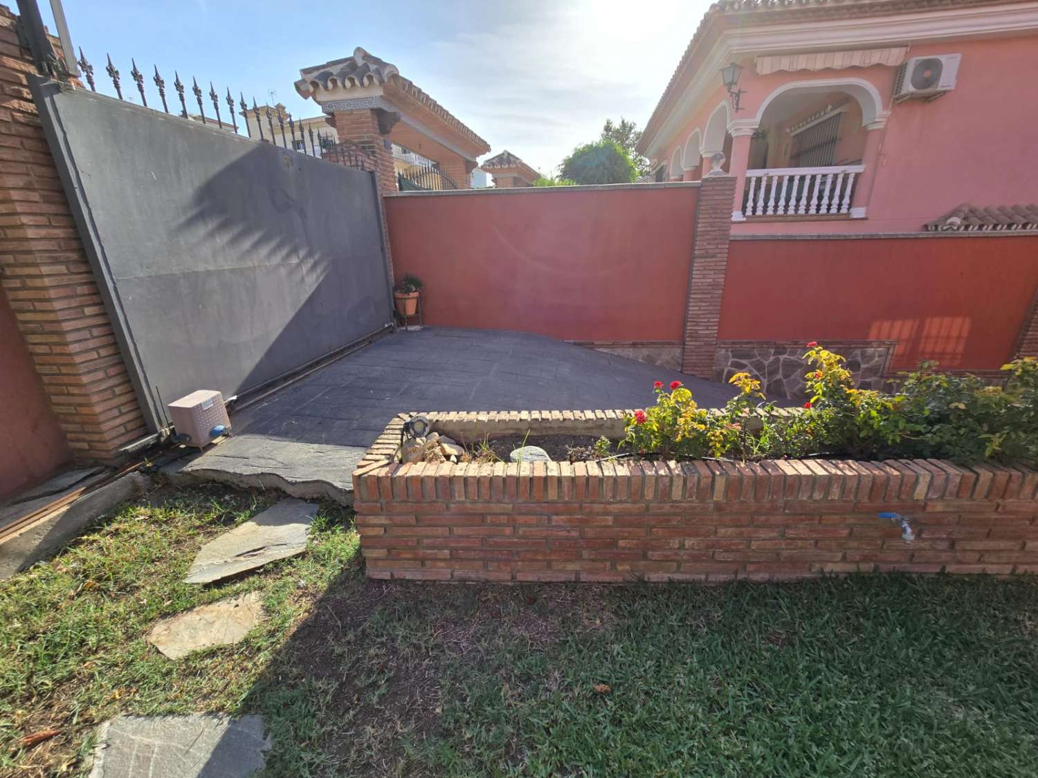 Villa independiente en Alhaurin de la Torre