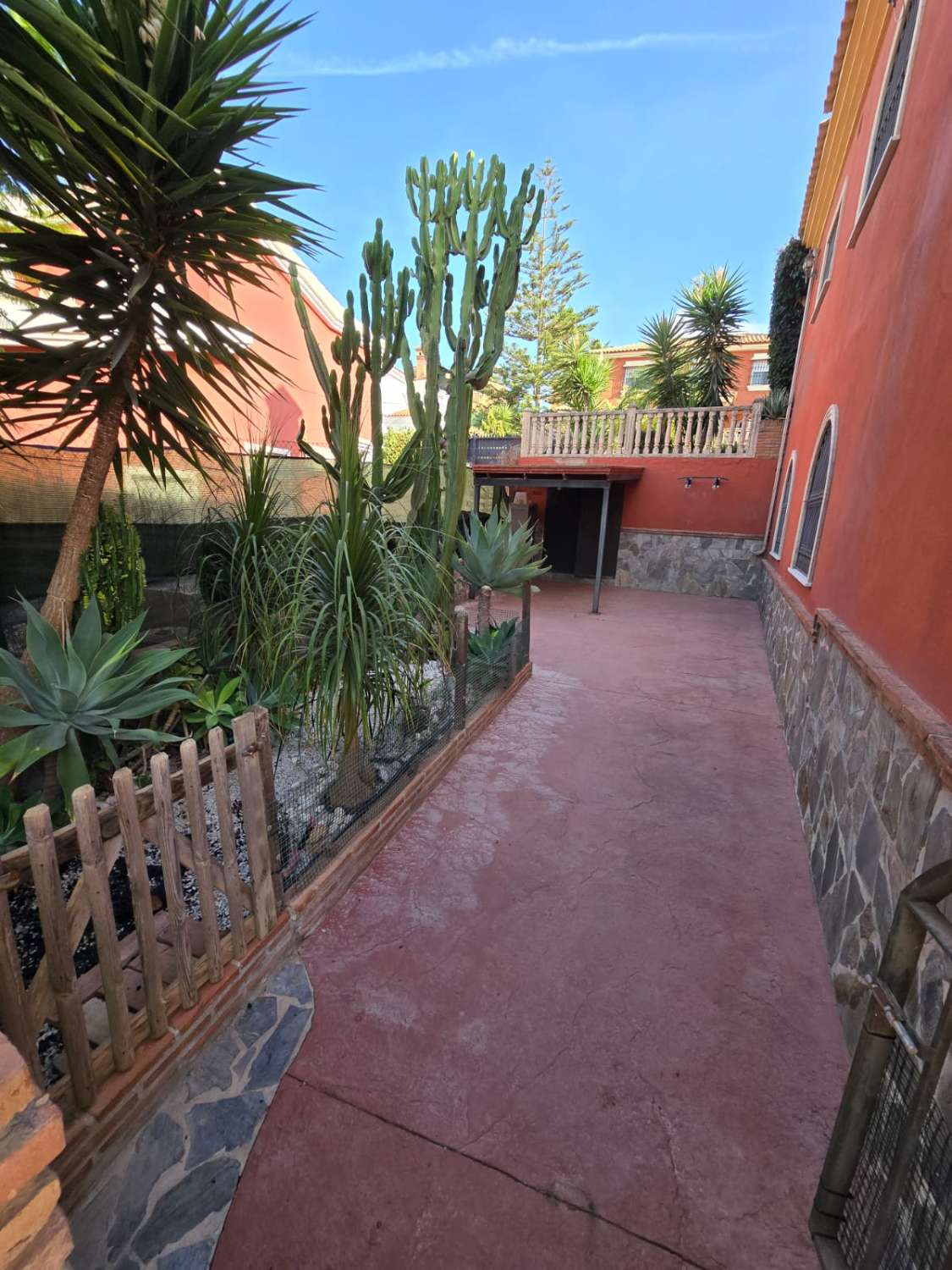 Villa independiente en Alhaurin de la Torre