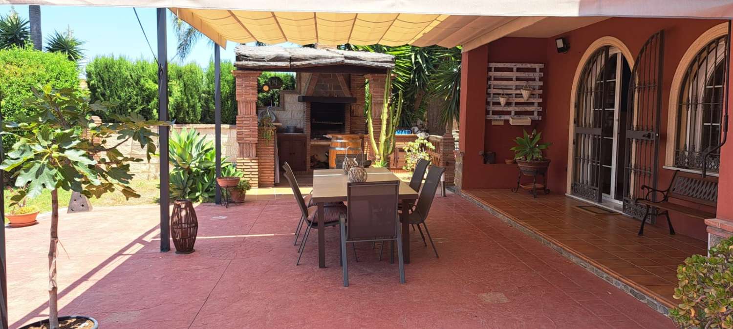 Villa independiente en Alhaurin de la Torre