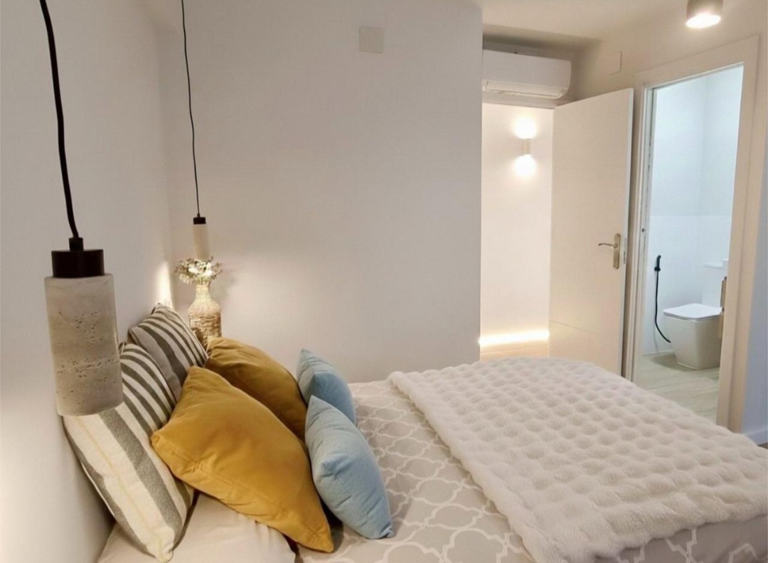 شقة للبيع في Paseo Marítimo de Levante (Torre del Mar)