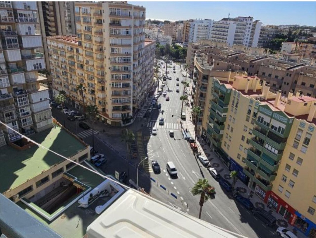 Estudio reformado con licencia turística y alta rentabilidad – Torremolinos