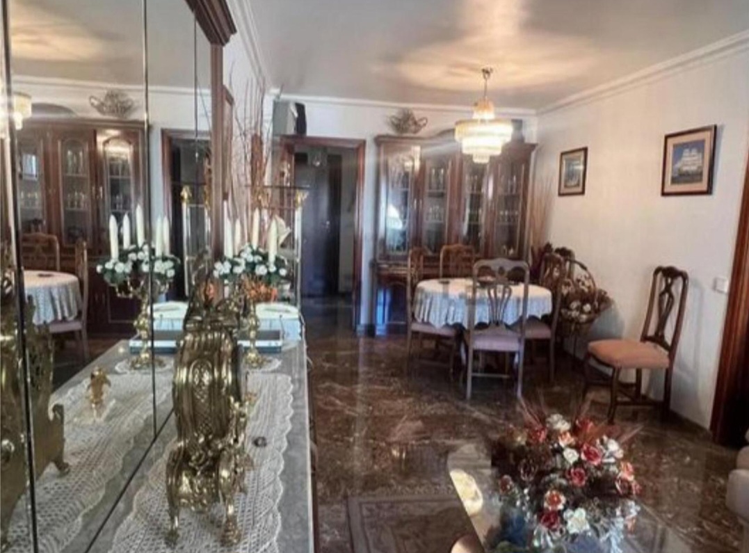 PISO LUMINOSO EN EL CENTRO DE MÁLAGA – BARRIO DE CARRANQUE