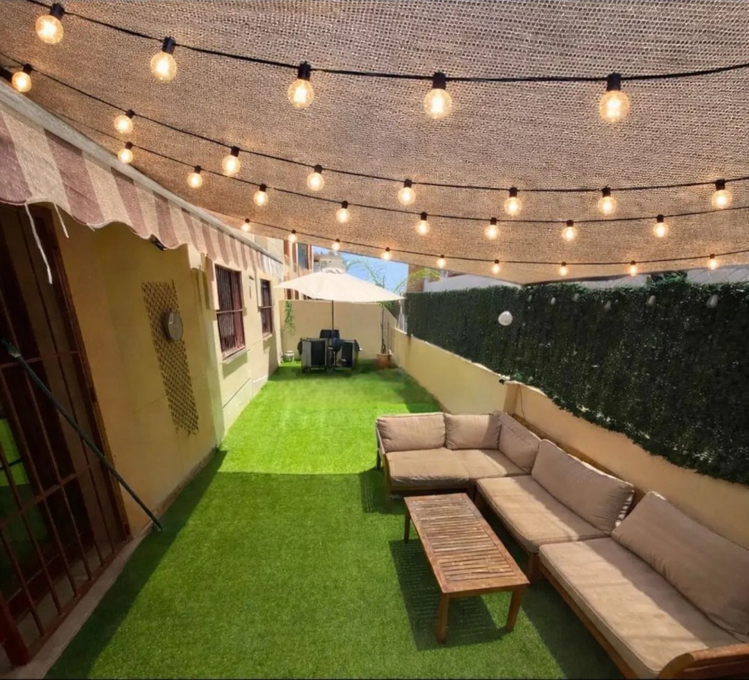 Piso con espectacular terraza de 35 m² y acceso directo a piscina en Torremolinos