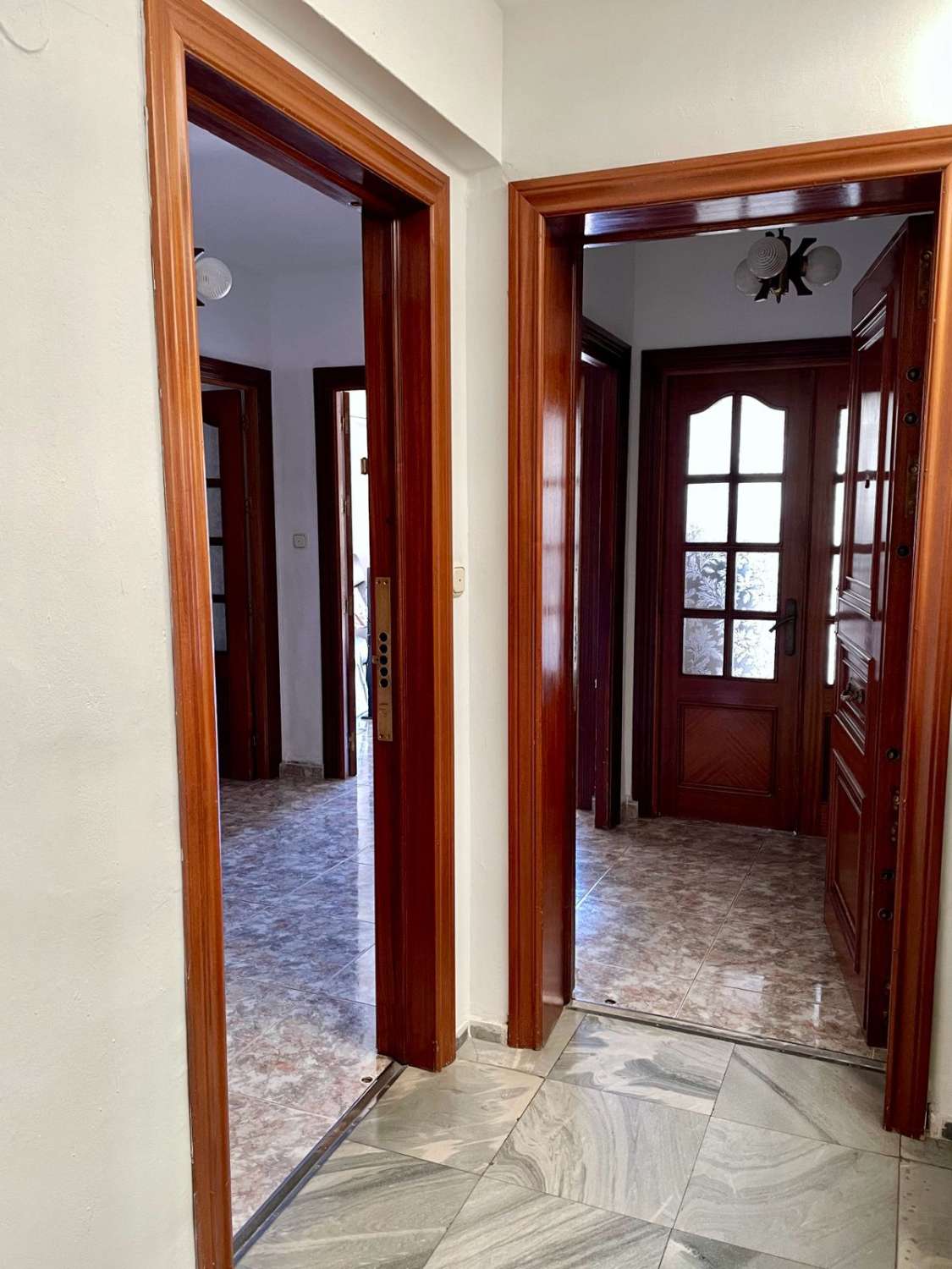 Amplio y luminoso piso en pleno corazón de Torremolinos