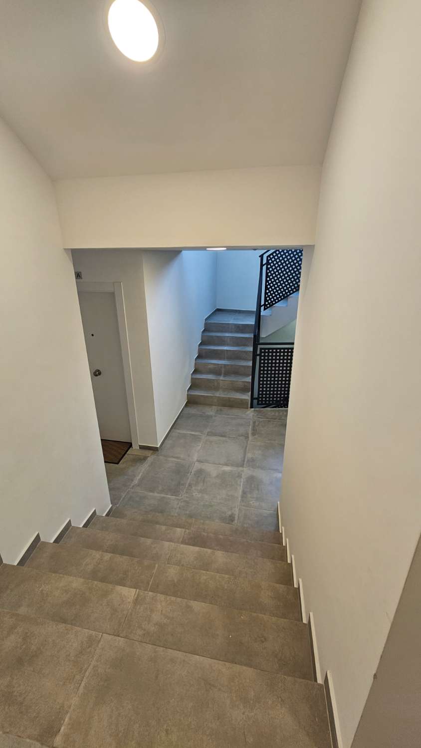 Apartamento en alquiler de larga temporada en Torre de Benagalbón, en el municipio de Rincón de la Victoria.