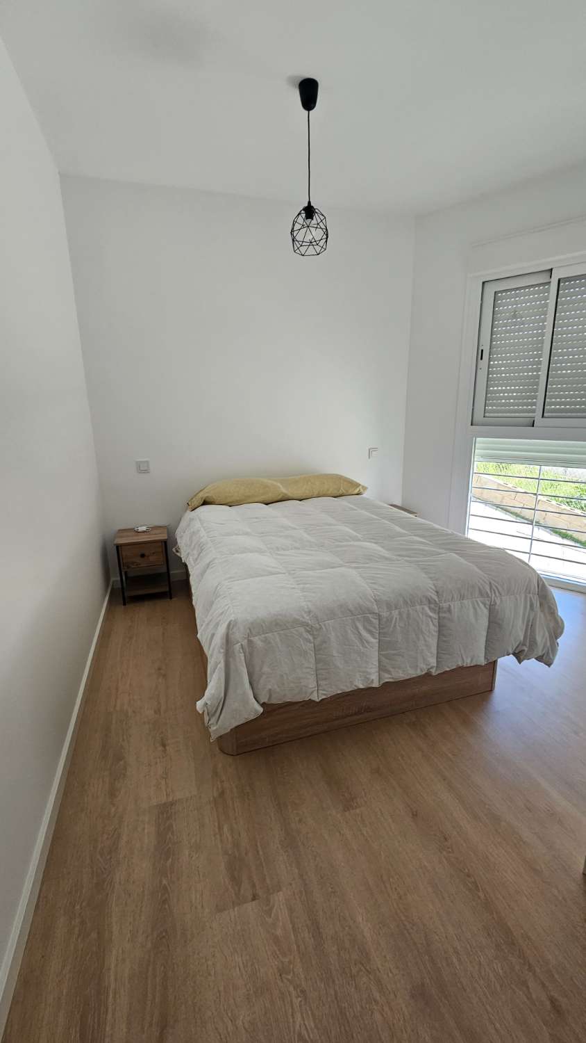 Apartamento en alquiler de larga temporada en Torre de Benagalbón, en el municipio de Rincón de la Victoria.