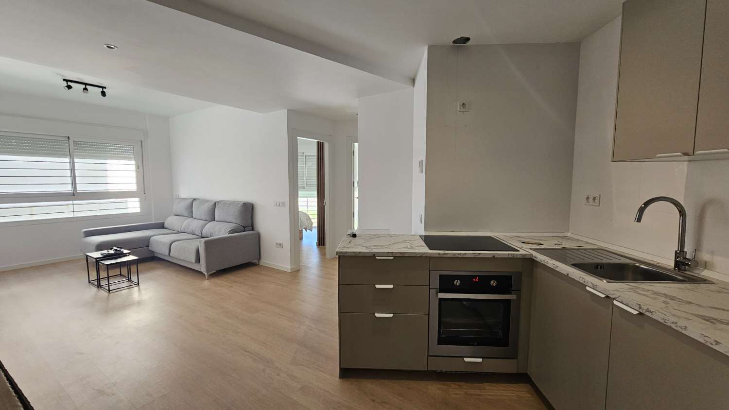 Apartamento en alquiler de larga temporada en Torre de Benagalbón, en el municipio de Rincón de la Victoria.