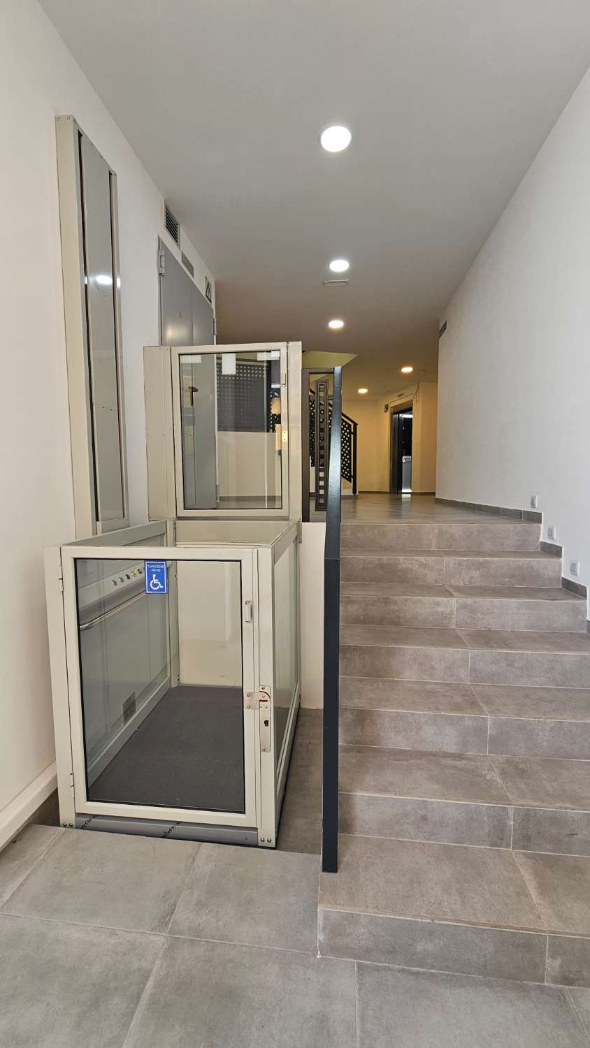 Apartamento en alquiler de larga temporada en Torre de Benagalbón, en el municipio de Rincón de la Victoria.