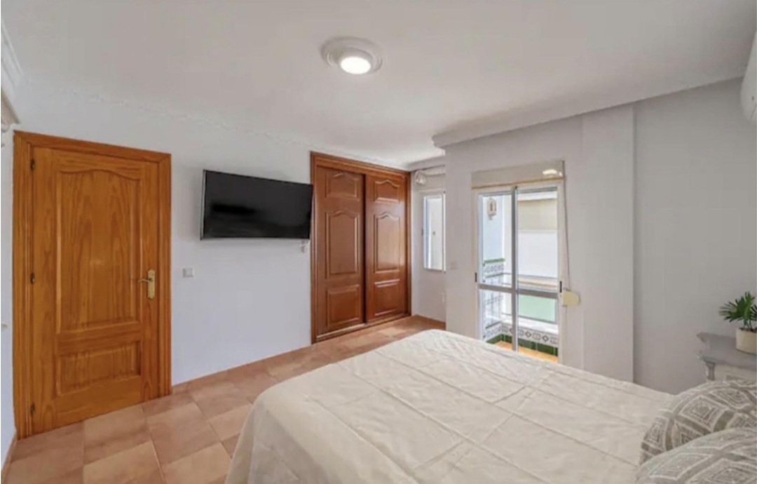 Amplio piso con vistas al mar en excelente ubicación