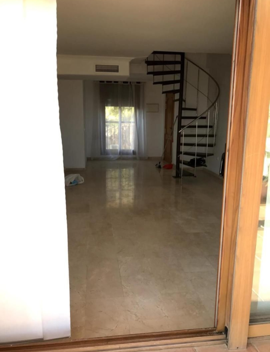 Ático dúplex con espectaculares vistas al mar y golf en Torrequebrada