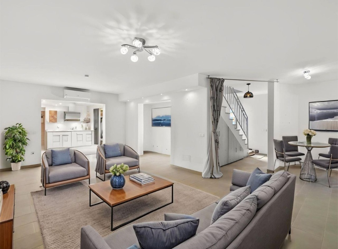 Encantadora casa adosada a solo 300 metros del mar en Calahonda, Mijas