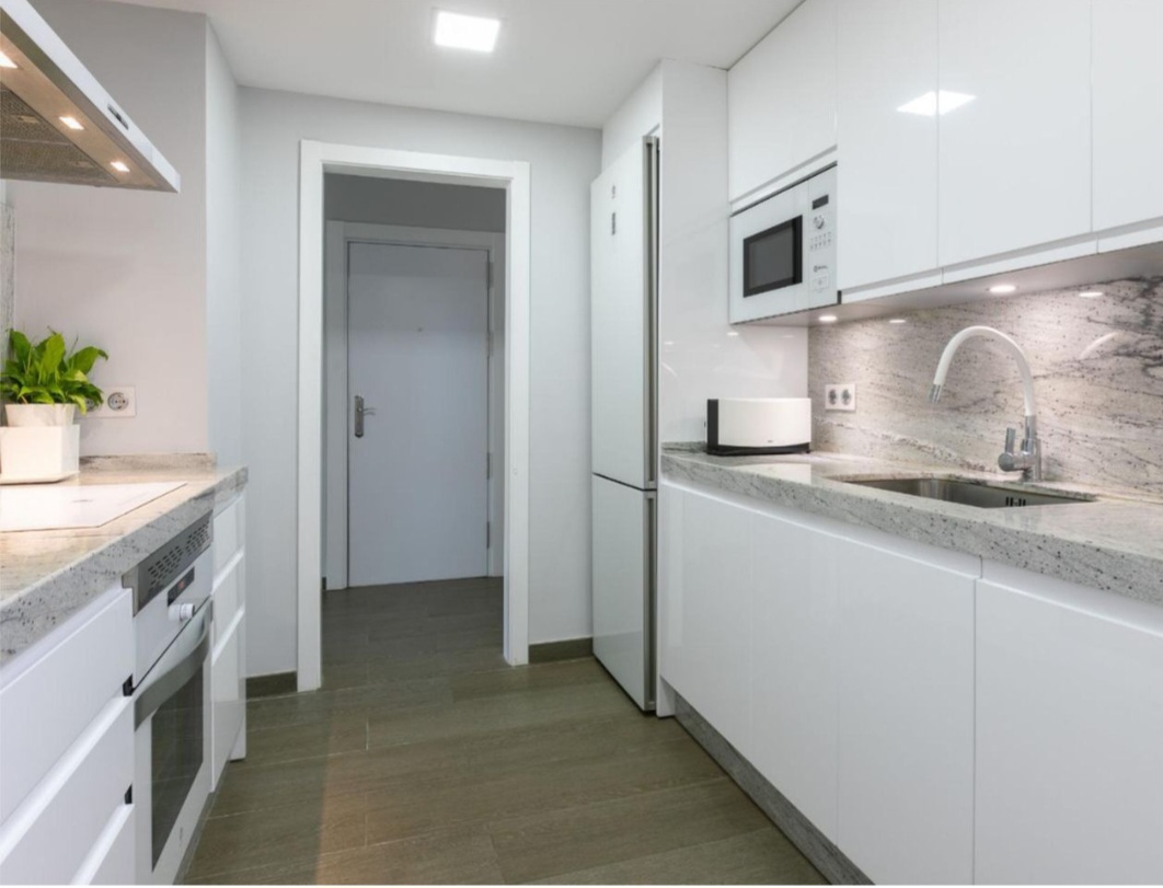 Exclusivo apartamento en entorno de golf con jardín y piscina