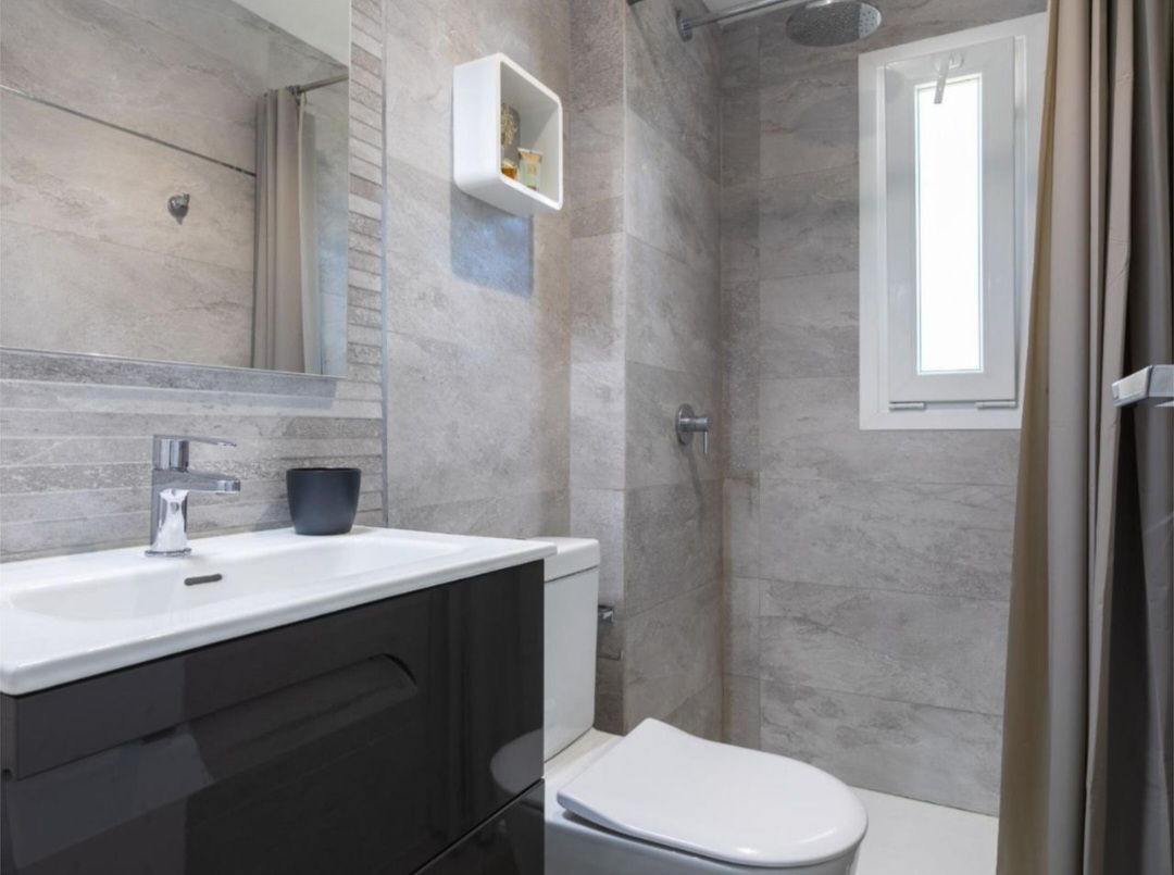 Exclusivo apartamento en entorno de golf con jardín y piscina