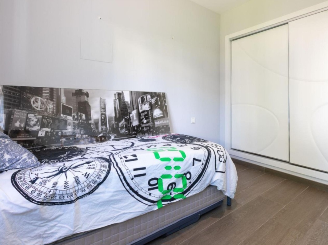 Exclusivo apartamento en entorno de golf con jardín y piscina