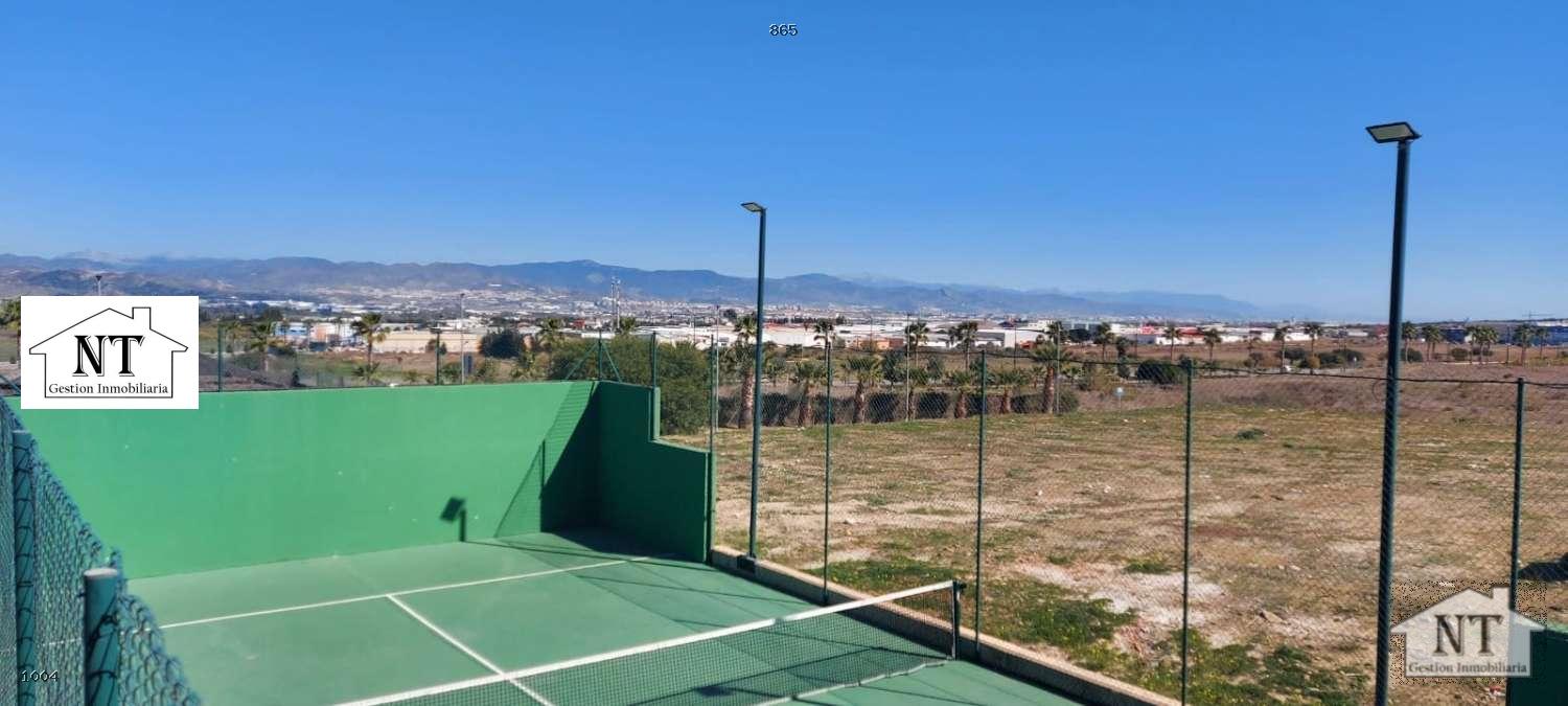 Piso de estilo moderno en Alhaurin de la Torre