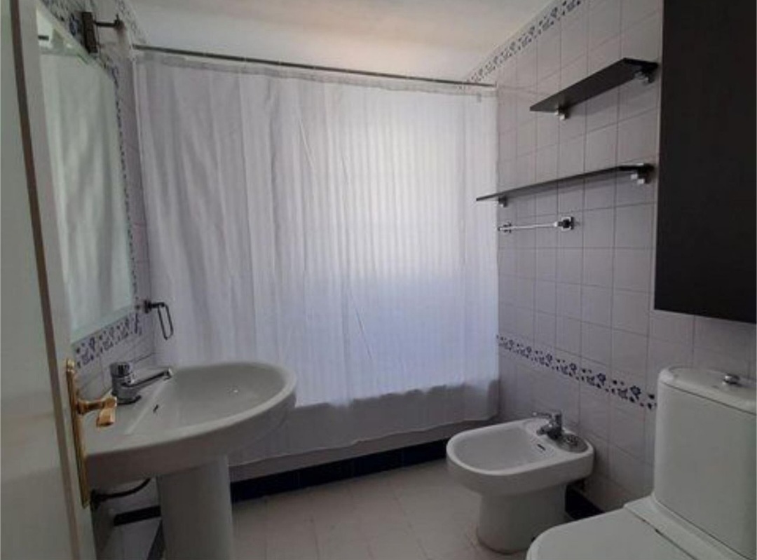Se alquila precioso apartamento recién reformado y completamente amueblado en Añoreta Golf, Rincón de la Victoria.
