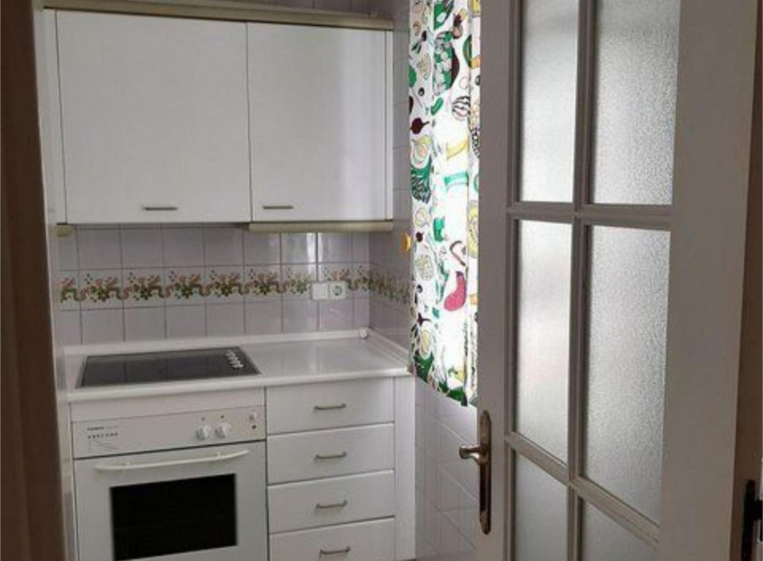 Se alquila precioso apartamento recién reformado y completamente amueblado en Añoreta Golf, Rincón de la Victoria.