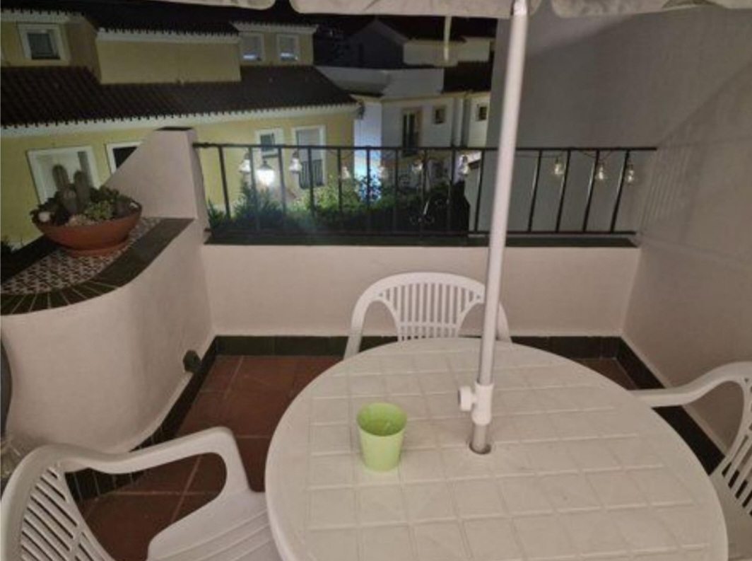 Se alquila precioso apartamento recién reformado y completamente amueblado en Añoreta Golf, Rincón de la Victoria.