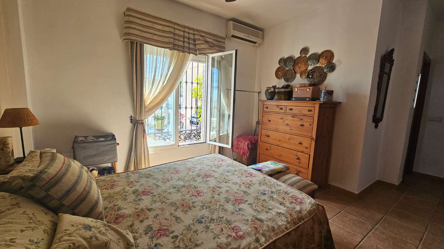 Villa independiente con impresionantes vistas en Pinos de Alhaurín – Alhaurín de la Torre