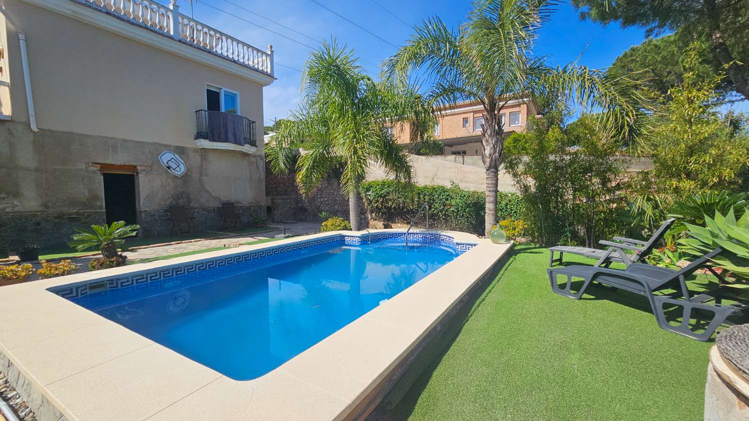 Villa independiente con impresionantes vistas en Pinos de Alhaurín – Alhaurín de la Torre