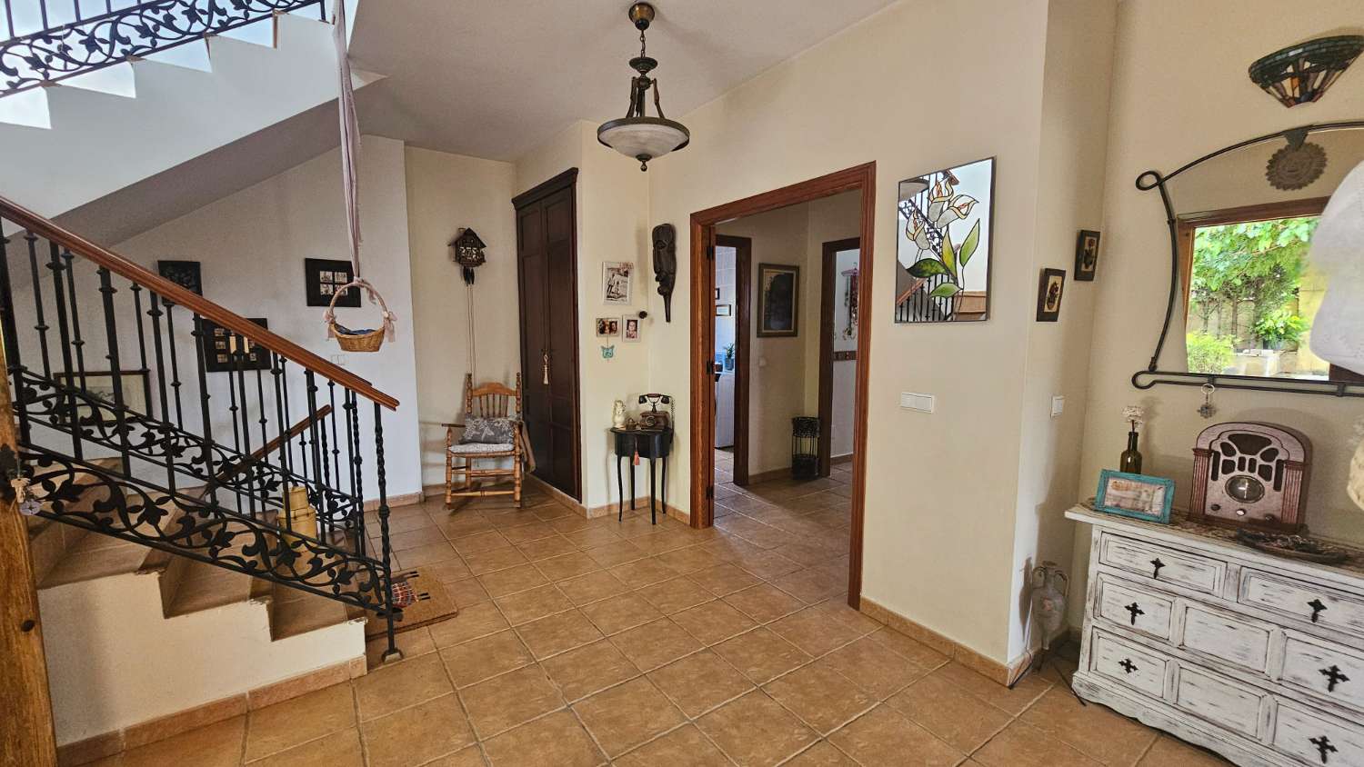 Villa independiente con impresionantes vistas en Pinos de Alhaurín – Alhaurín de la Torre