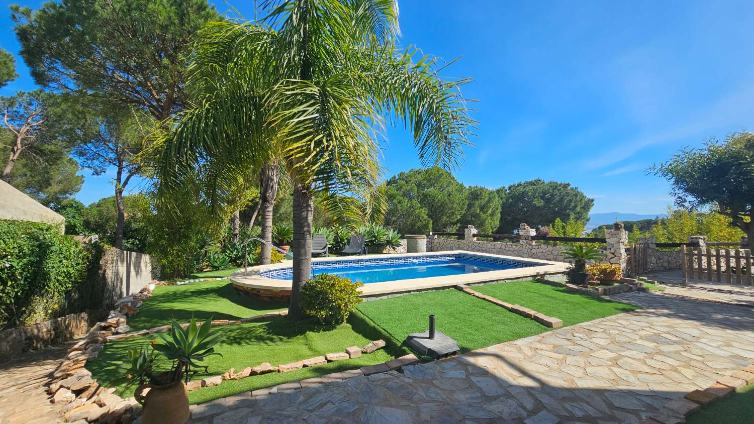 Villa independiente con impresionantes vistas en Pinos de Alhaurín – Alhaurín de la Torre