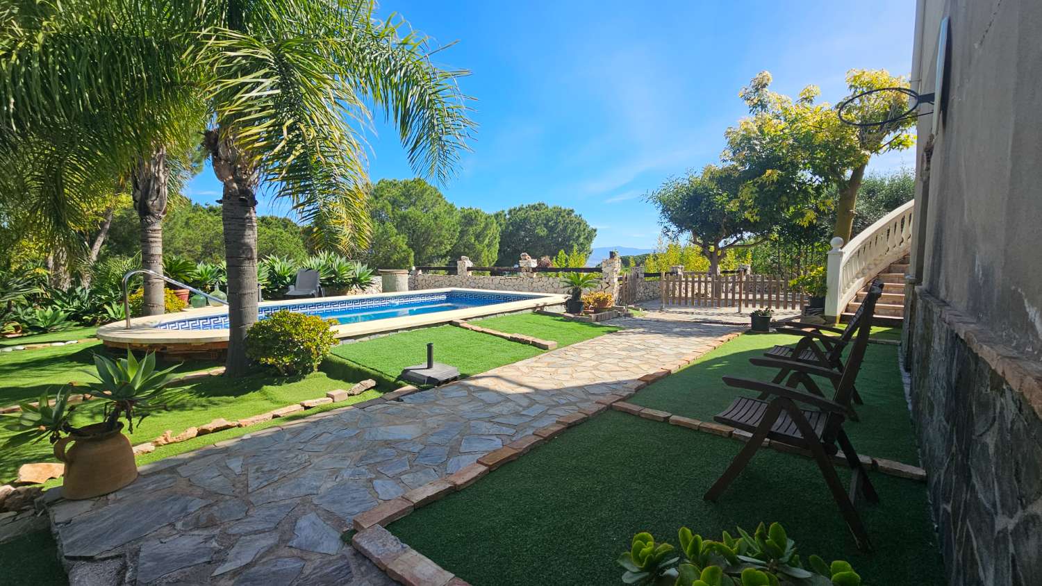 Villa independiente con impresionantes vistas en Pinos de Alhaurín – Alhaurín de la Torre
