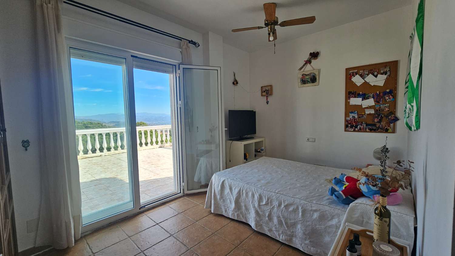 Villa independiente con impresionantes vistas en Pinos de Alhaurín – Alhaurín de la Torre