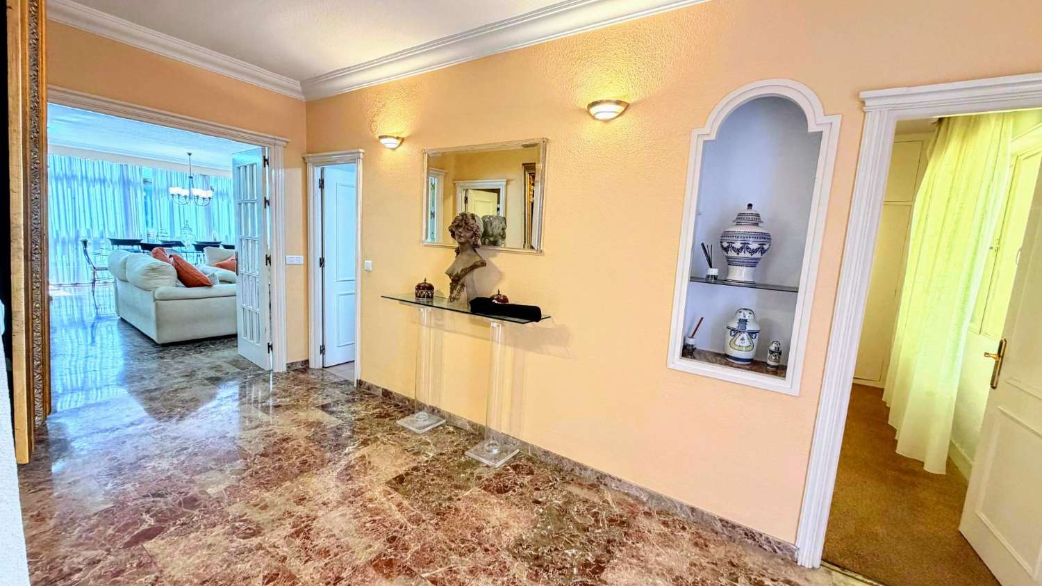 Excepcional piso situado en pleno centro de Torremolinos