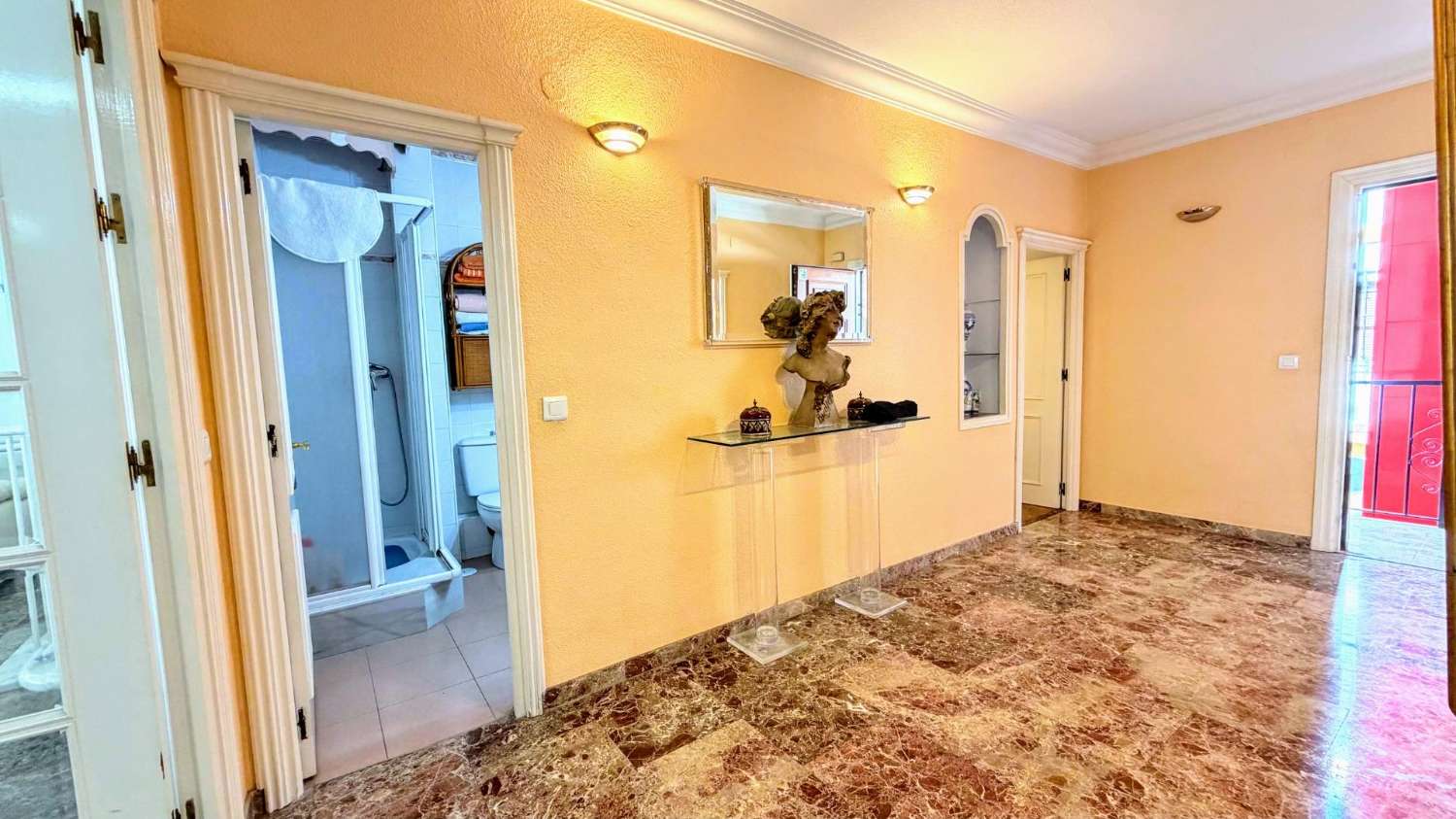 Excepcional piso situado en pleno centro de Torremolinos