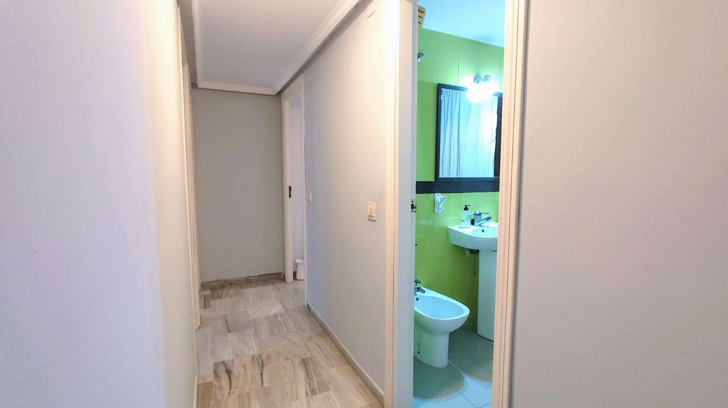 Vivienda amplia y bien ubicada en Torremolinos