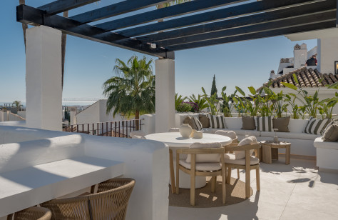 Ático en venta en Nueva Andalucía (Marbella)