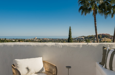 Ático en venta en Nueva Andalucía (Marbella)