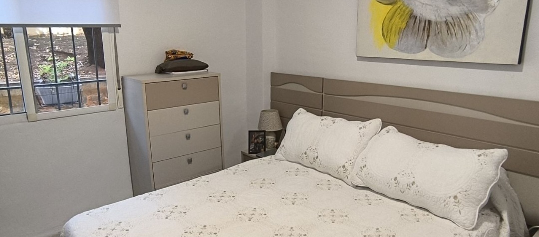EXCLUSIVO APARTAMENTO REFORMADO EN EL CENTRO DE MARBELLA, A UN PASO DEL MAR