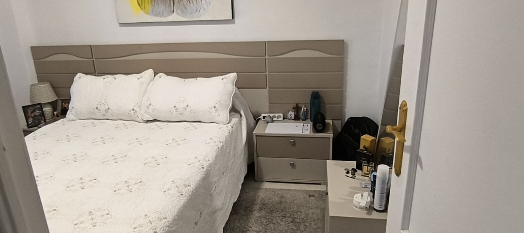 EXCLUSIVO APARTAMENTO REFORMADO EN EL CENTRO DE MARBELLA, A UN PASO DEL MAR