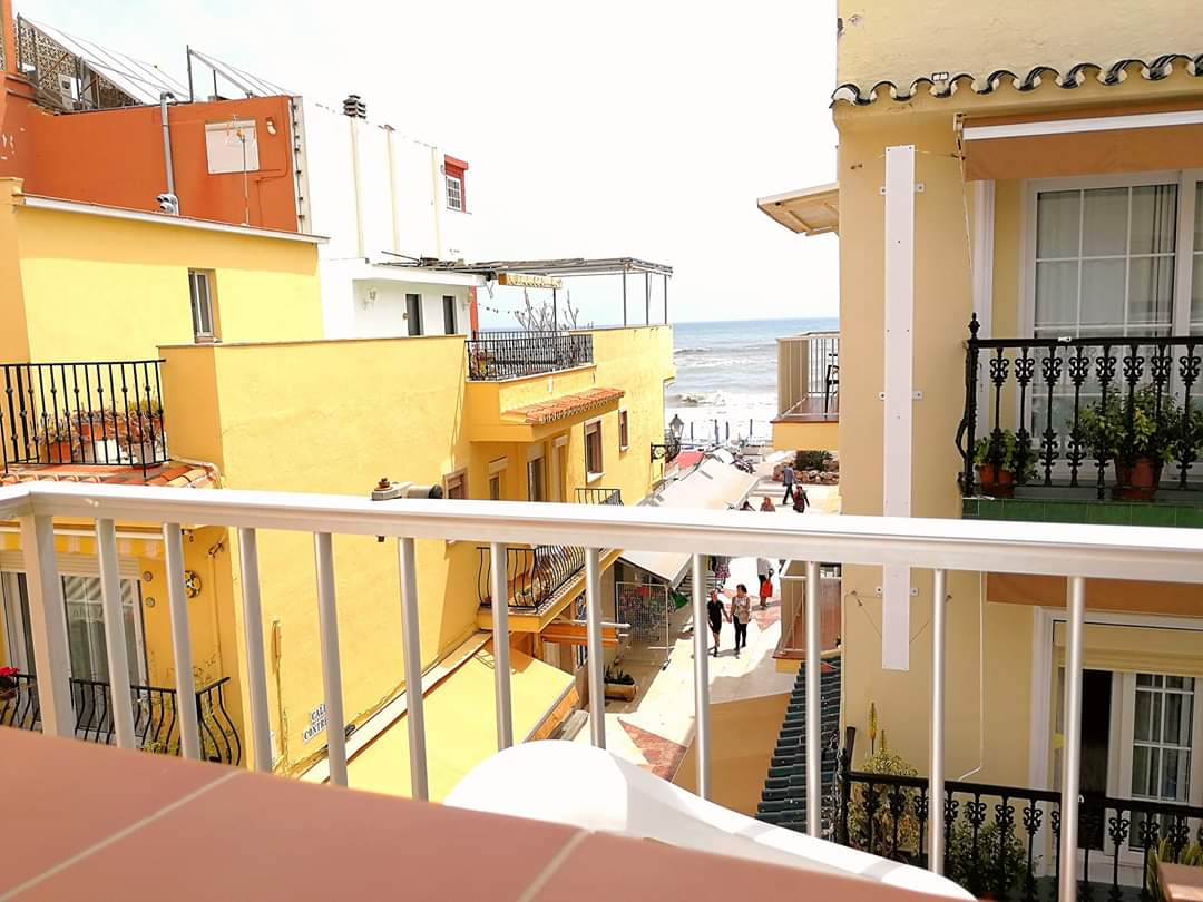Pieni huoneisto vuokrattavissa La Carihuela - Los Nidos (Torremolinos)
