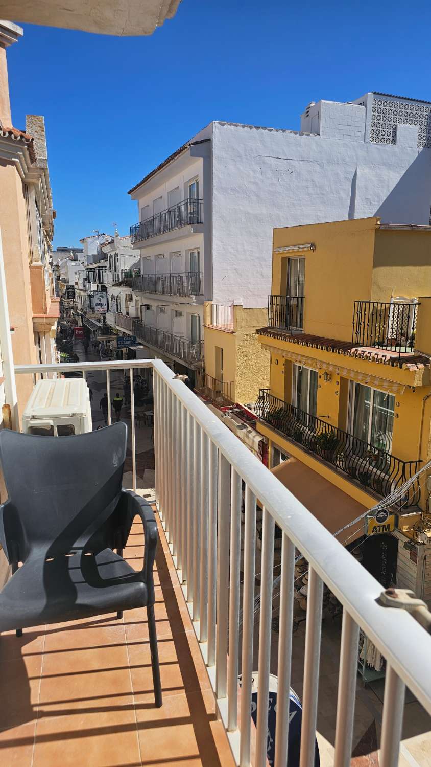 Pieni huoneisto vuokrattavissa La Carihuela - Los Nidos (Torremolinos)