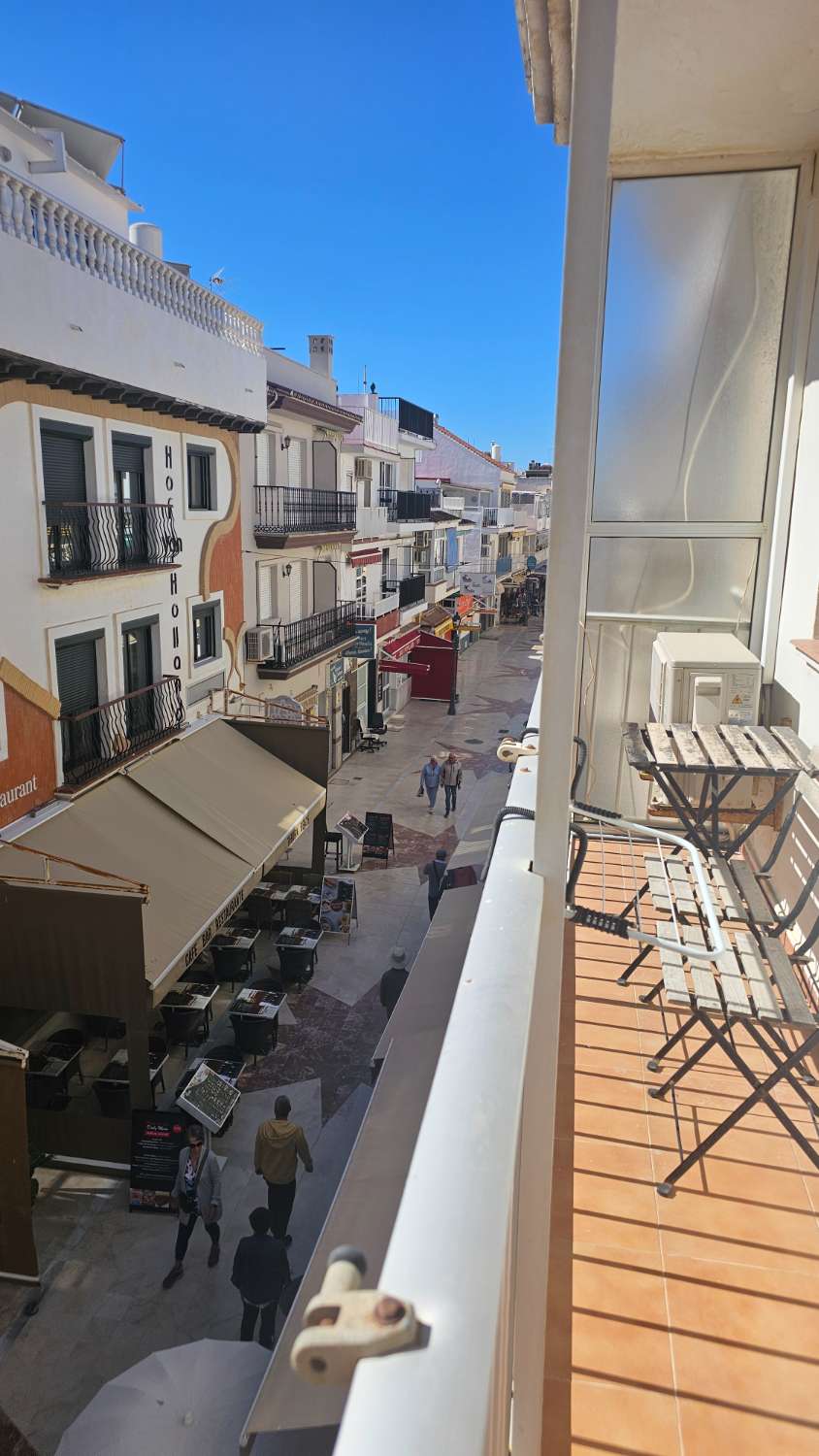 Pieni huoneisto vuokrattavissa La Carihuela - Los Nidos (Torremolinos)