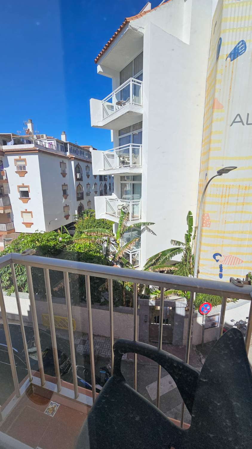 Pieni huoneisto vuokrattavissa La Carihuela - Los Nidos (Torremolinos)
