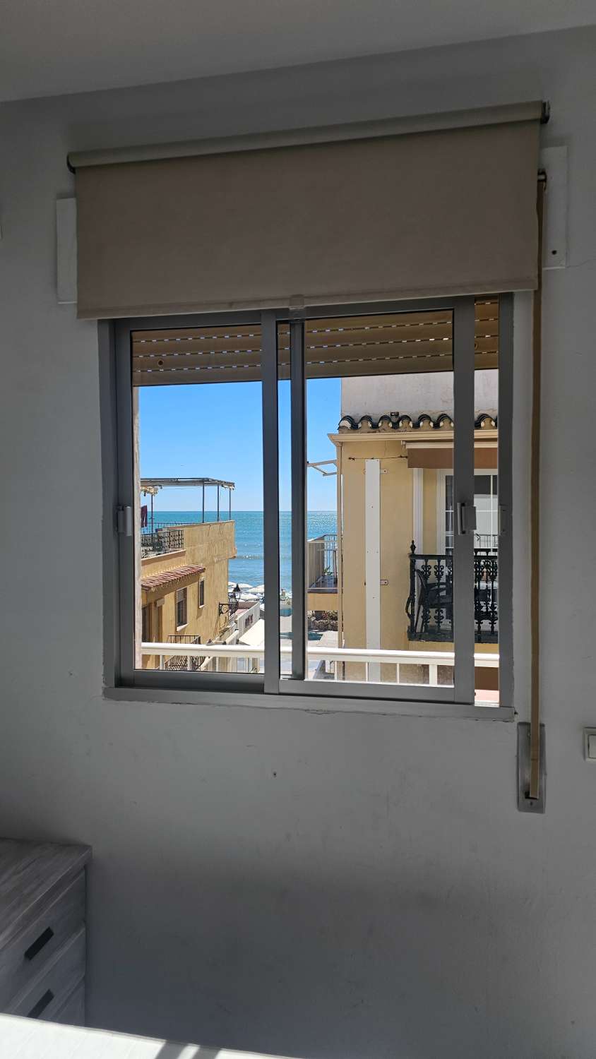 Pieni huoneisto vuokrattavissa La Carihuela - Los Nidos (Torremolinos)